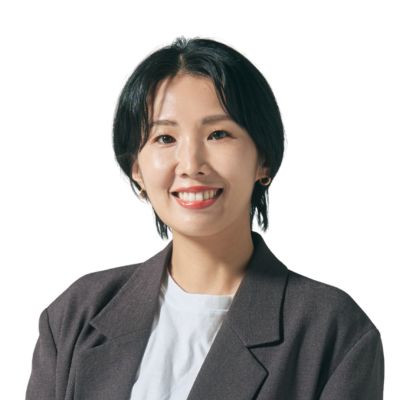 小屋敷 早苗（こやしき さなえ）
株式会社4Ｘ
ブランドマーケティング本部　次長

